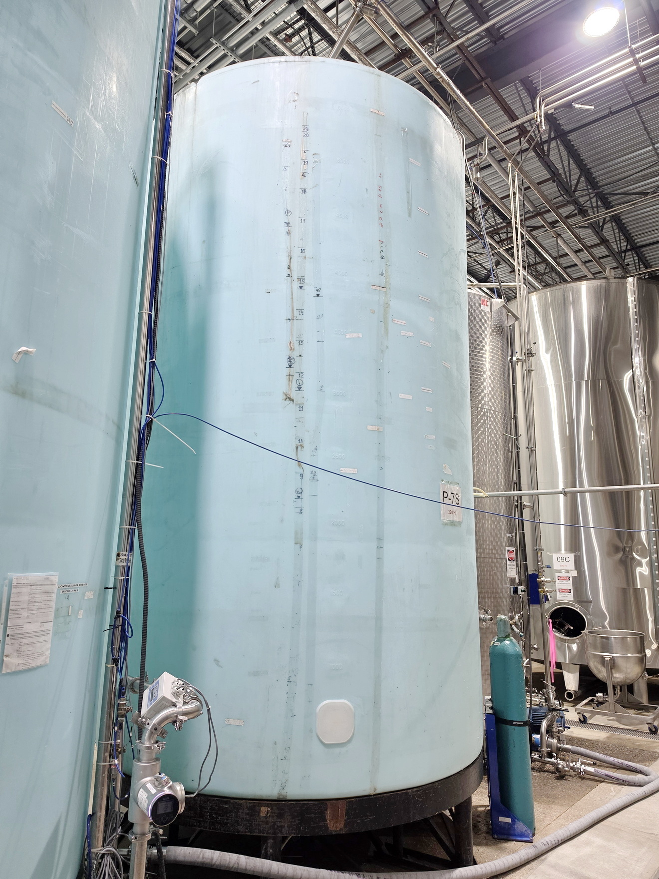 Used Used 6000 Gallon Tank, Reinforced Polypropylene
