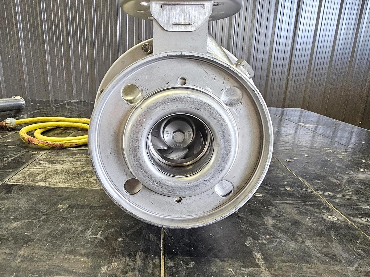 Used TCL Auction - Maple Leaf Foods - Ontario - Lot 15 - pump