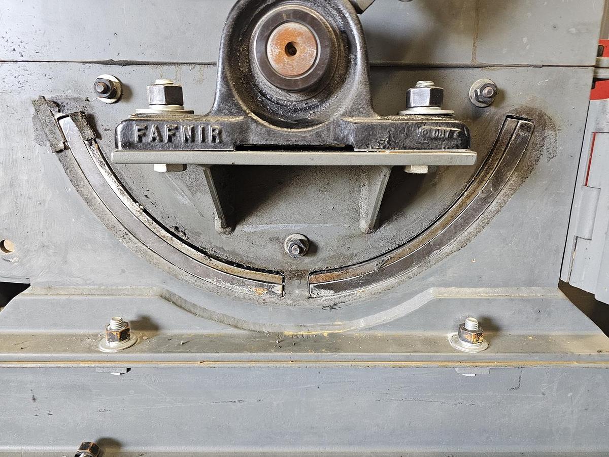 Used Used Schutte Hammer Mill, Swinging Hammers, 10 HP