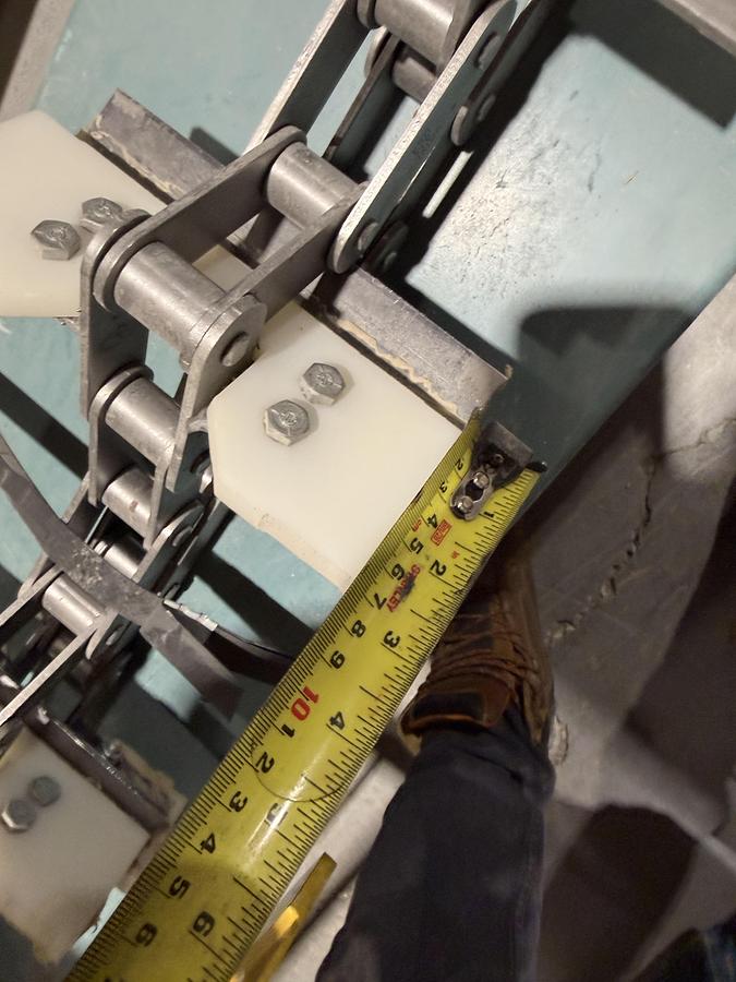 Used Used Scott Ribbon/Paddle Blender, 100 Cubic Feet, With Infeed & Outfeed Drag Conveyors