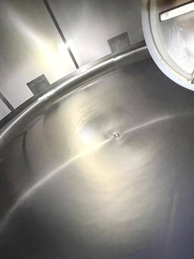 Used Used 13,208 Gallon Tank, 304 Stainless Steel