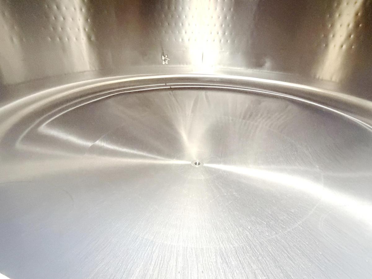 Used Used 5800 Gallon Jacketed Tank, 304 Stainless Steel