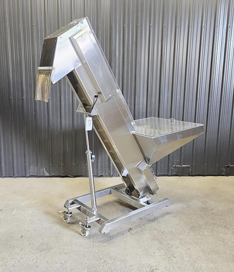 Used Heritage Global Auctions (Hagerstown MD) Lot 709 - Conveyor