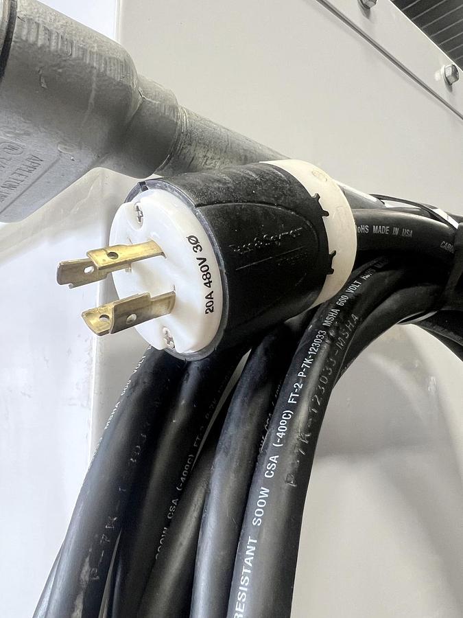 Used Used Donaldson Torit Dust Collector, Model UMA 100, 1000 CFM