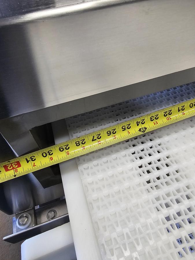 Used Used Fortress Phantom Metal Detector with Belt Conveyor & Pneumatic Rejector