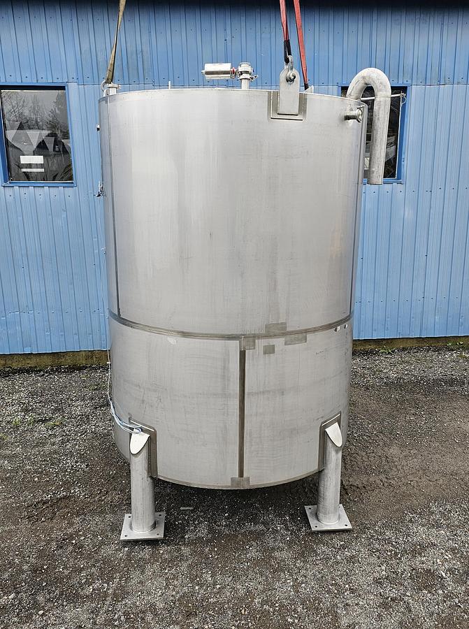 Used Used ADI Laval 2100 Gallon Tank, 304 Stainless Steel