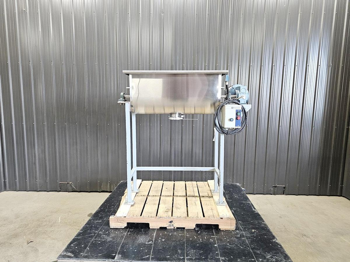 Used Used Ribbon Blender, 4 Cubic Feet