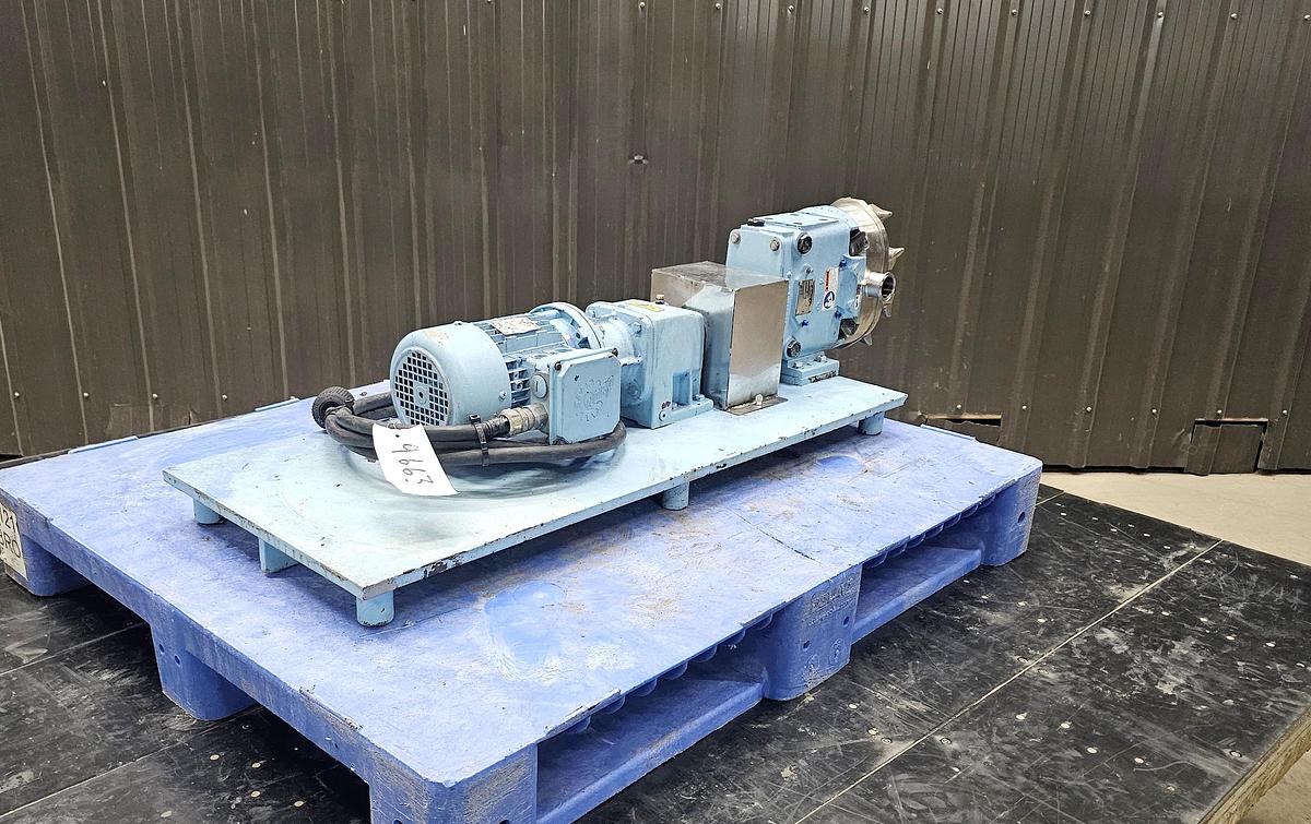 Used Used Waukesha Rotary Lobe Pump, Model 30, 1 HP