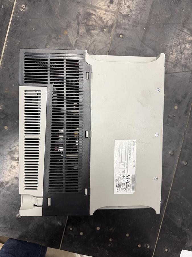 Used Used Allen-Bradley Variable Frequency Drive, Model 25B-E027N104, 20 HP, 460-600V