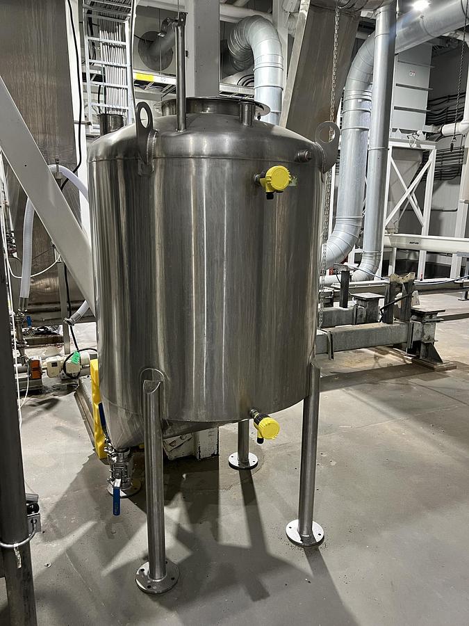 Used Used 200 Gallon Tank, Stainless Steel