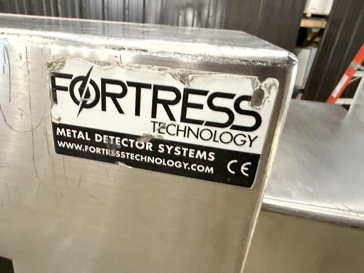 Used Used Fortress Stealth Metal Detector