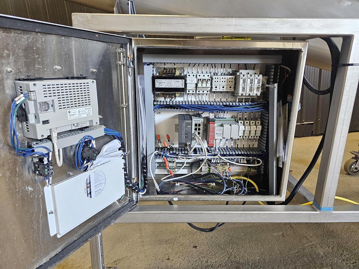 Used TCL Auction - Maple Leaf Foods - Ontario - Lot 123 - conveyor