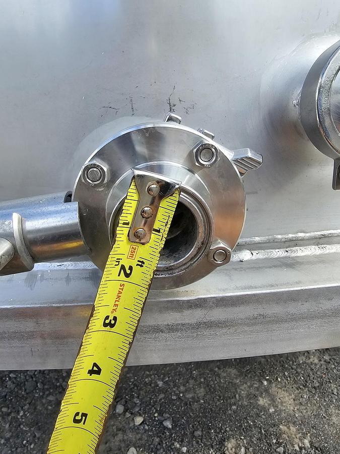 Used Used 5280 Gallon Tank, 304 Stainless Steel