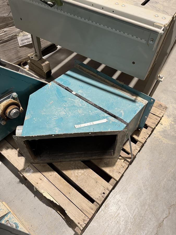 Used Used AFS Ribbon/Paddle Blender, 100 Cubic Feet, With Infeed & Outfeed Drag Conveyors