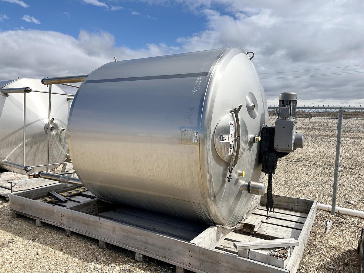 Used Unused 2500 Gallon Jacketed Tank, 316L Stainless Steel, With Scrape Agitation