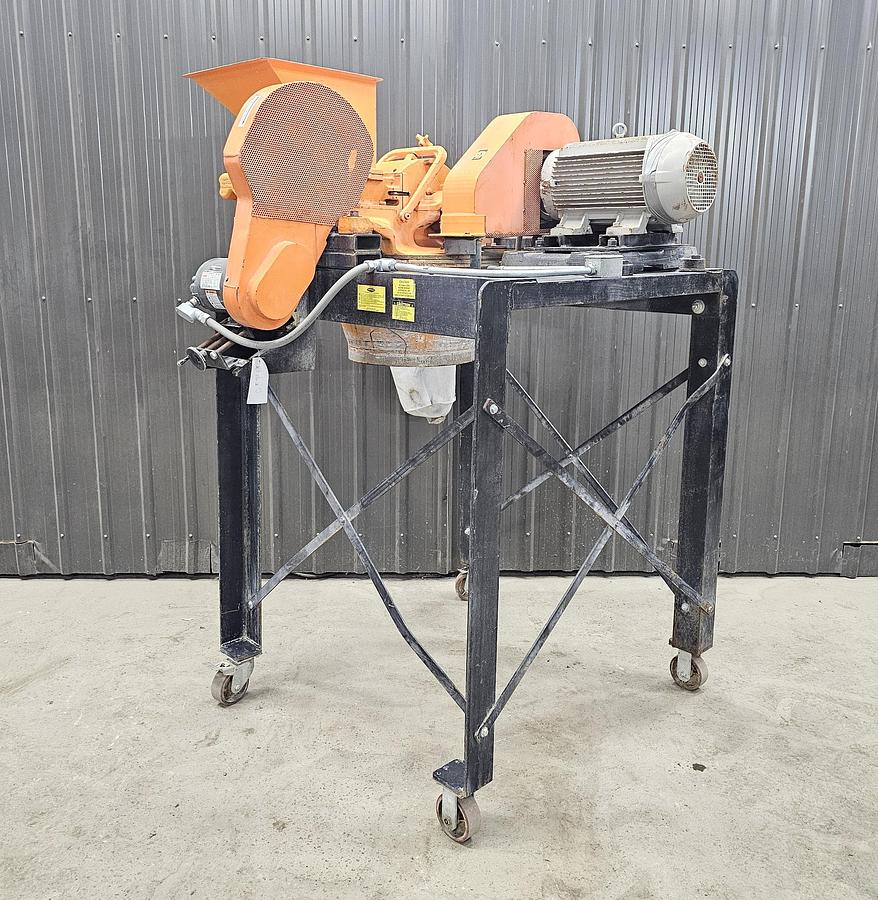 Used **Levy Recovery Group Michigan - lot 1080 - Pulverizer