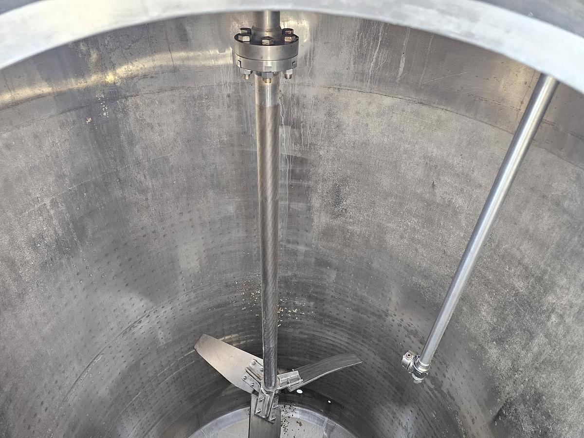 Used West Auction California - Lot A-1002 2500 gallon jacketed mix tank