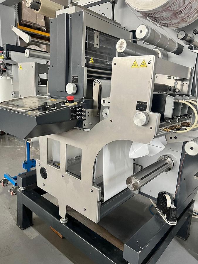 Used 2019 GM DC330 Nano