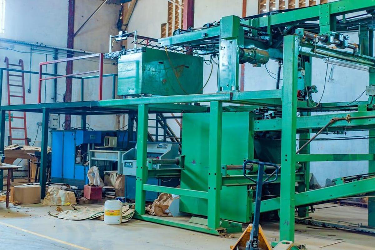 Used 1976 Windmoller & Holscher AD2360/16 Paper Sack Line