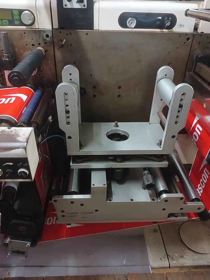 Used 2004 Nilpeter FA3300 8 colour Label Press