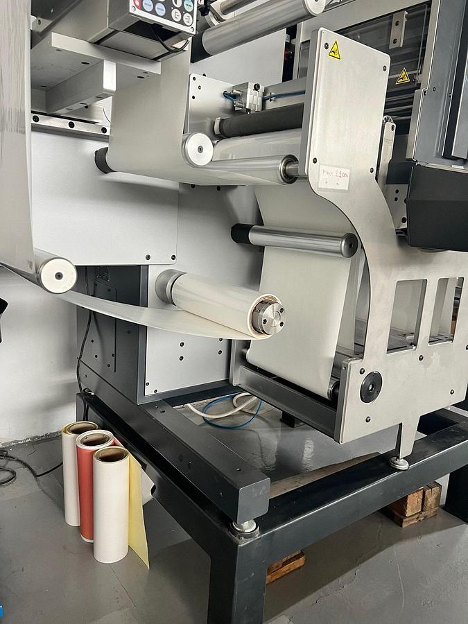 Used 2019 GM DC330 Nano