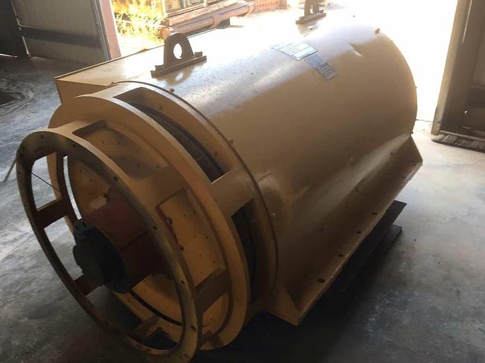 Used KATO 1050kW Double Bearing Synchronous Generator End