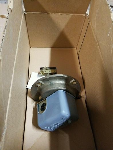 Square D Closed Tank Float Switch 2FH78
