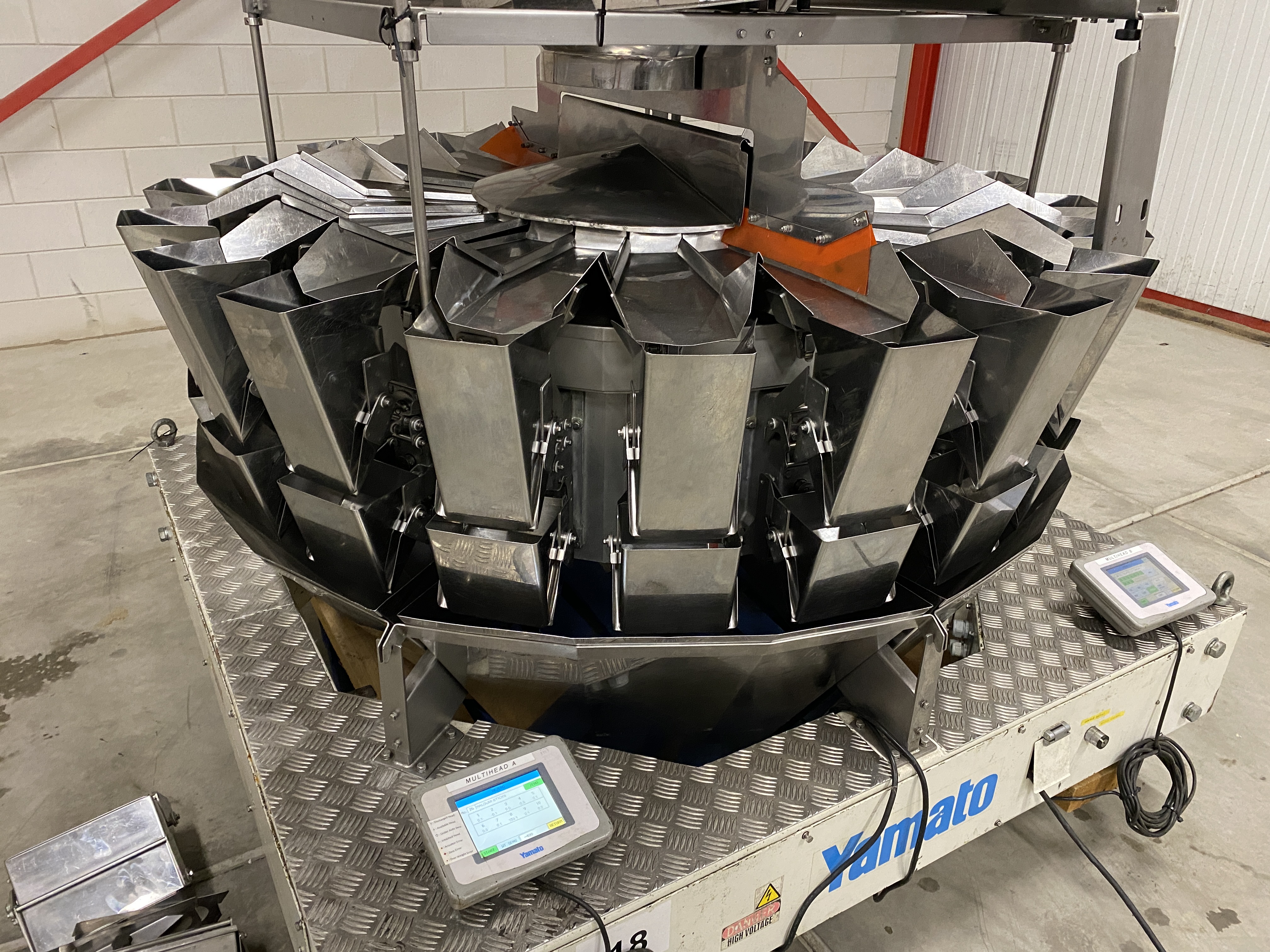 Used 2011 Yamato 20 heads Multihead weigher, 2 x 10