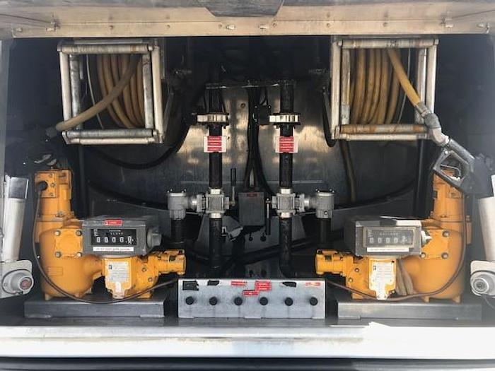 Used 2006 International 4300 Fuel Truck - C83458
