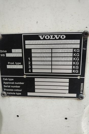Usado 2001 VOLVO FL 19 250 curtainsider