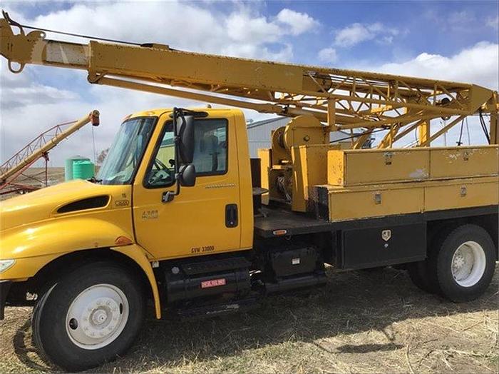 Used 2005 Smeal 10T Pump Hoist Rig