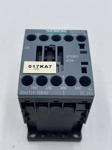 Used Siemens 3RH2131-1BB40