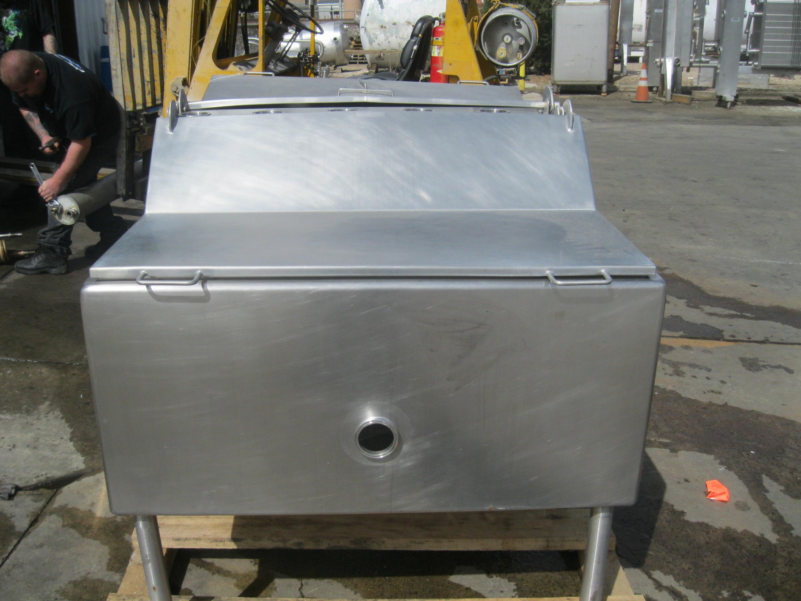 Refurbished 200 GALLON PMO BALANCE TANK