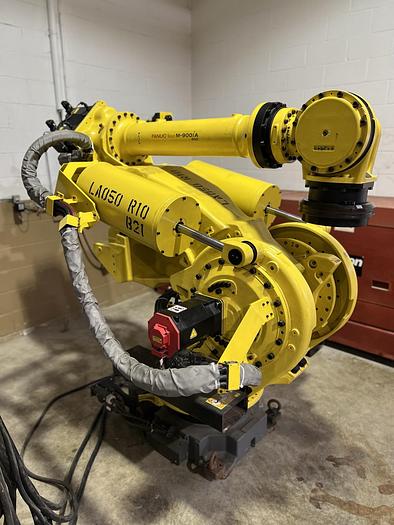 Used FANUC M900iA/600 WITH R30iA CONTROLLER, CLEANED AND TESTED, ONLY 5,168 HOURS