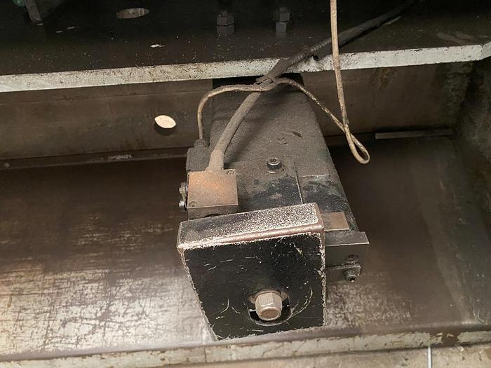 Used 2001 OMAG ES38 3m x 8mm Guillotine Shears