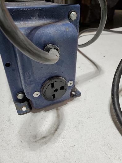 Used ToddSystems Auto-Transformer Su-14g750V110/120v>220/240v1500vmax