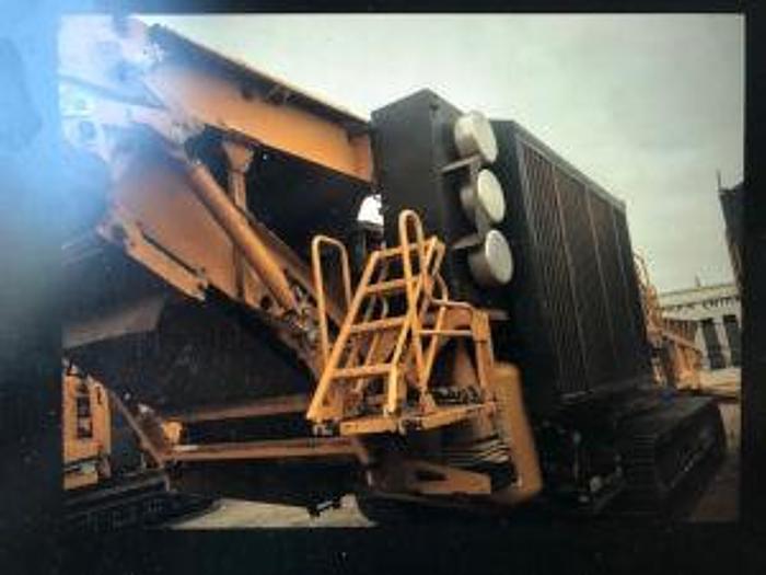 Used 2013 Vermeer HG8000 on tracks