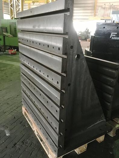 Gebraucht Aufspannwinkel fuer Bohrwerk 90 Grad