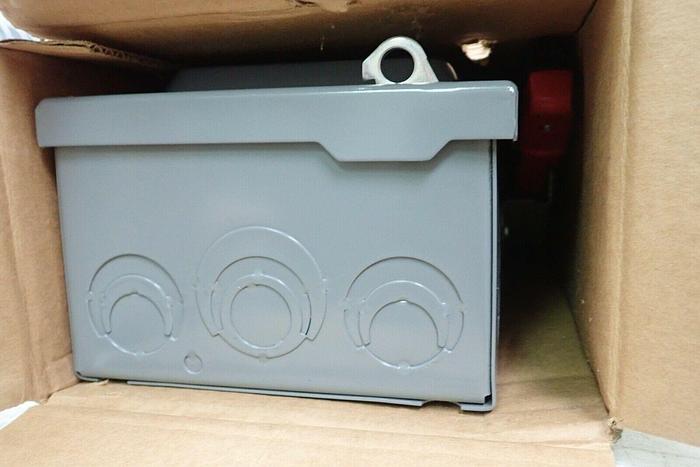 Used Schneider 30A Square D 600V Heavy Duty Safety Switch
