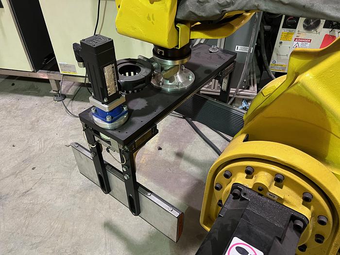 Used 2007 FANUC M-410iA