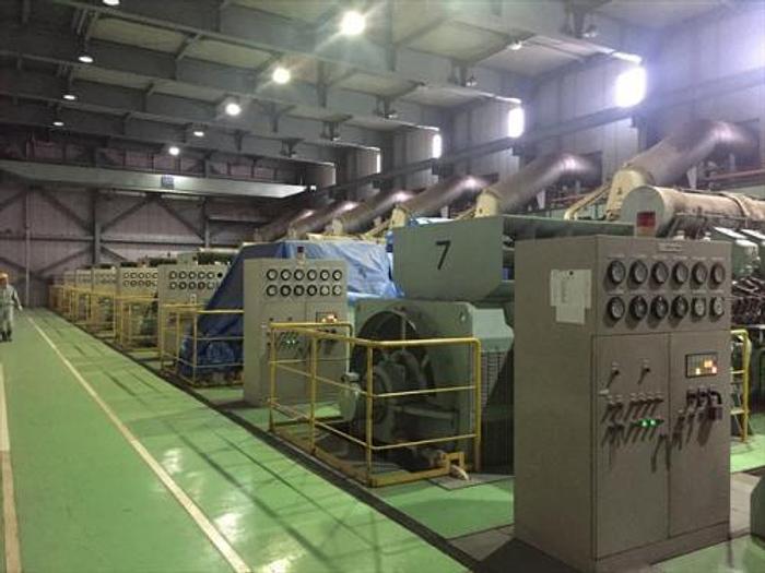 Used 5.6 MW 1999 Used Mitsubishi 18KU30A Diesel Generator