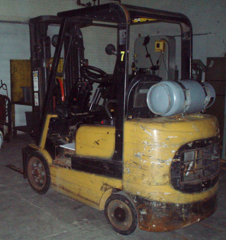 Used 5,000 lb. CATERPILLAR Model GC25K Forklift; MFG 2000