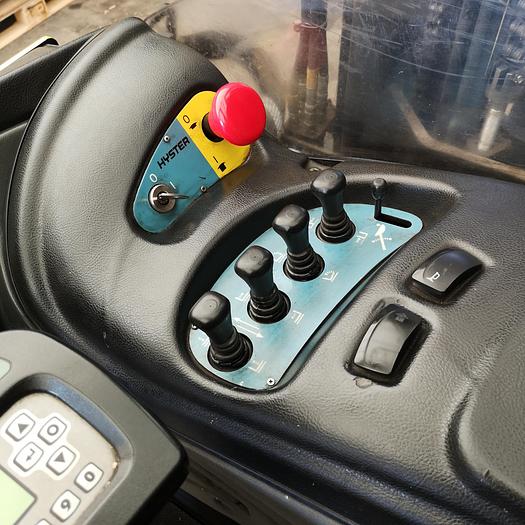 Used FORKLIFT YALLE MR14 - 6400mm