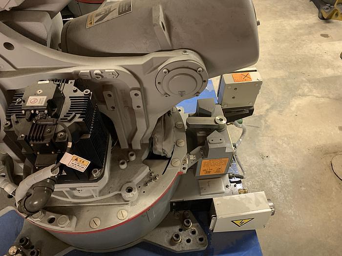 Used MOTOMAN ES200N 6 AXIS 200KG X 2,651MM HIGH REACH ROBOTS (40) AVAILABLE NX-100 CONTROLLERS