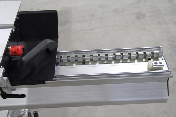 2018 *SOLD* sliding table saw - ARTISAN UA3200E - NBM1801