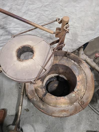 Used Speedy Melt Gas Fired Metal Melting Furnace with Accessories