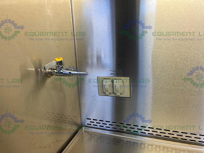 Used Nuaire NU-425-600 Class II Type A2 Biological Safety Cabinet 6 Ft
