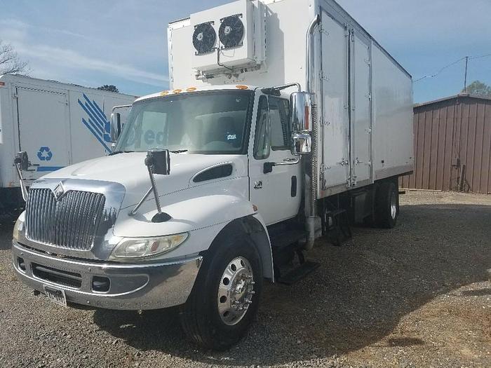 Used 2006 INTERNATIONAL 4300