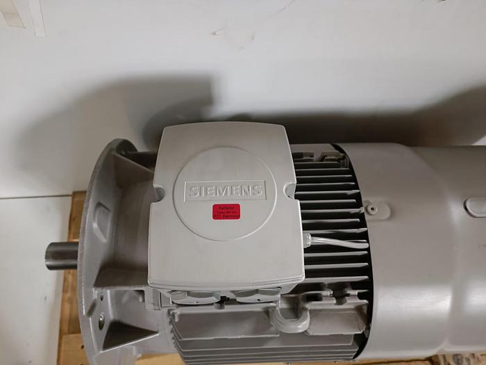 Elektromotor mit Bremse und Ventilator, 1AV2162B-LE10011DB222FB4-Z, 11KW, Siemens, neu