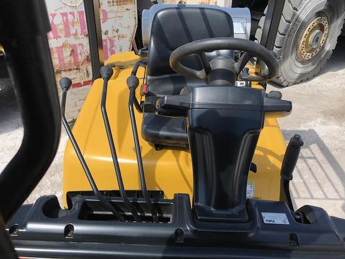 Used 2010 Yale GLP050VX Forklift